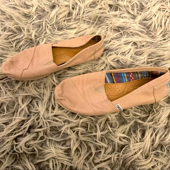 Light Pink Toms - Picture 3 of 3